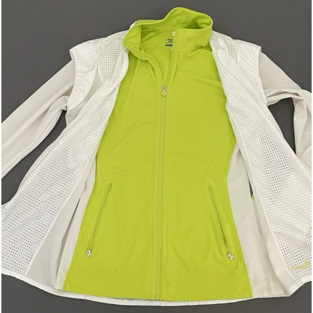 Nike womens medium